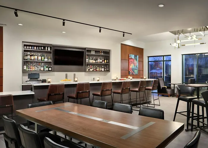 Courtyard By Marriott Saratoga Springs