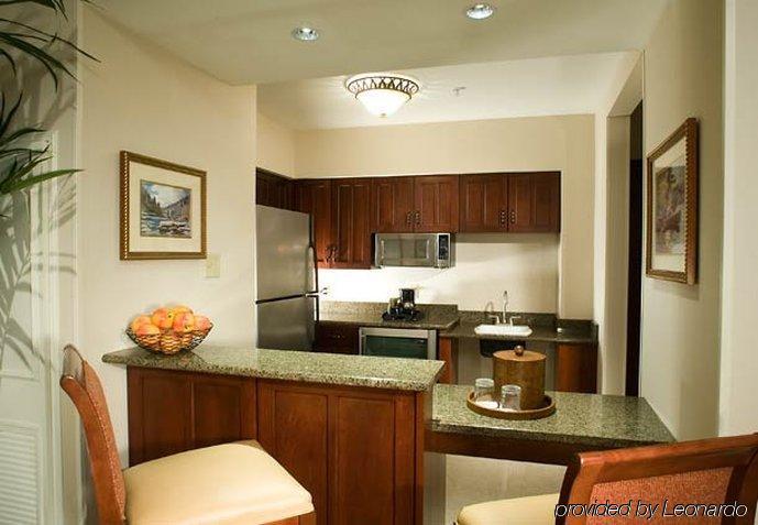 Courtyard By Marriott Hotel 3*