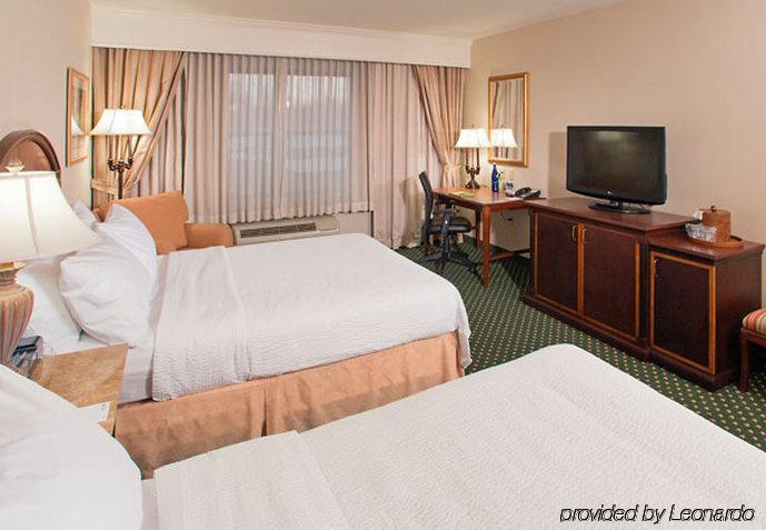 Courtyard By Marriott Saratoga Springs