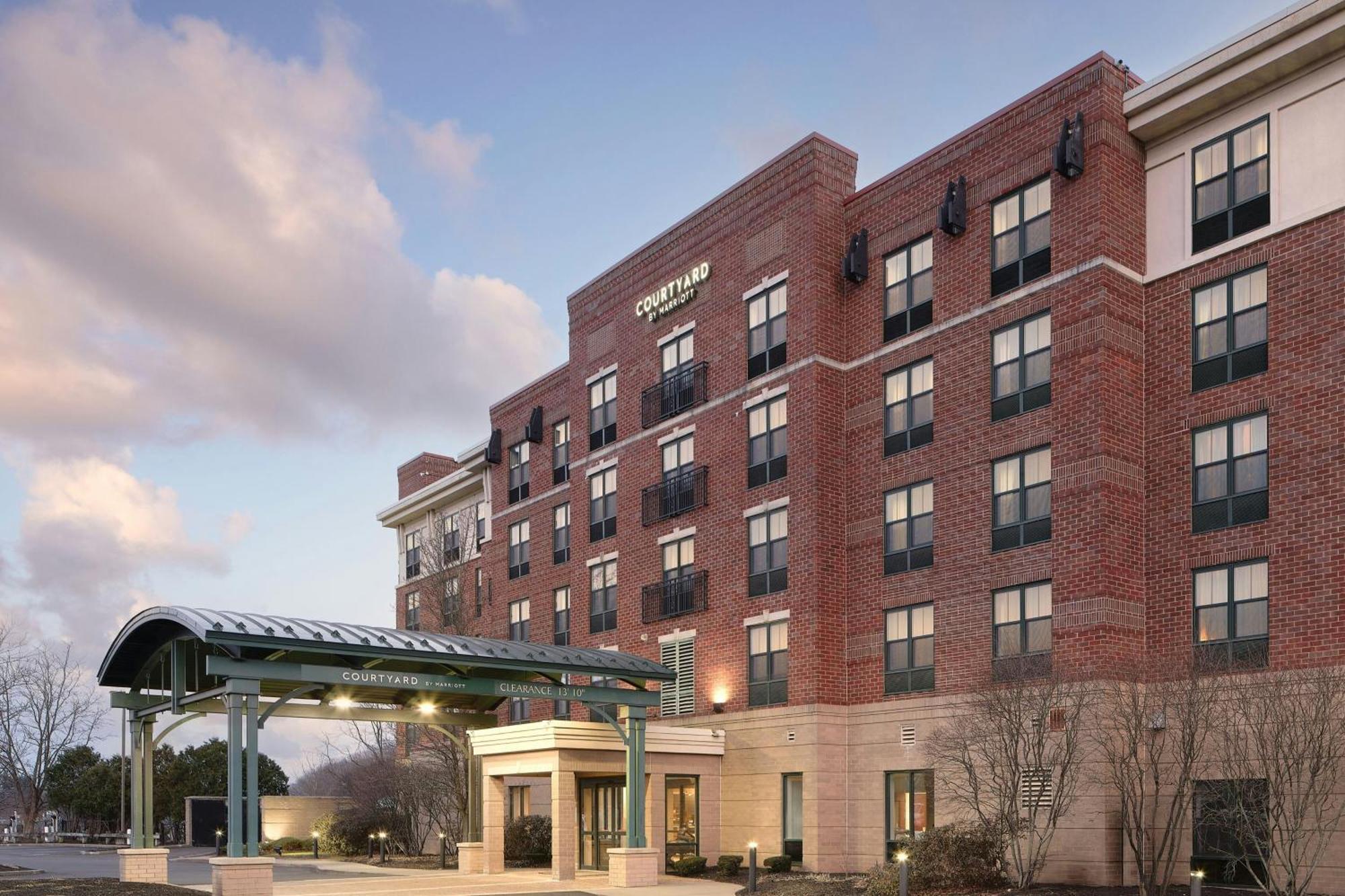 Courtyard By Marriott 3* Saratoga Springs